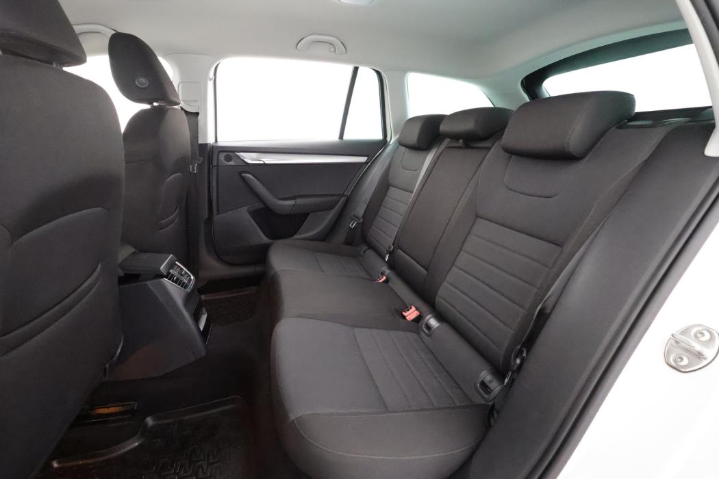 SKODA Octavia 2014