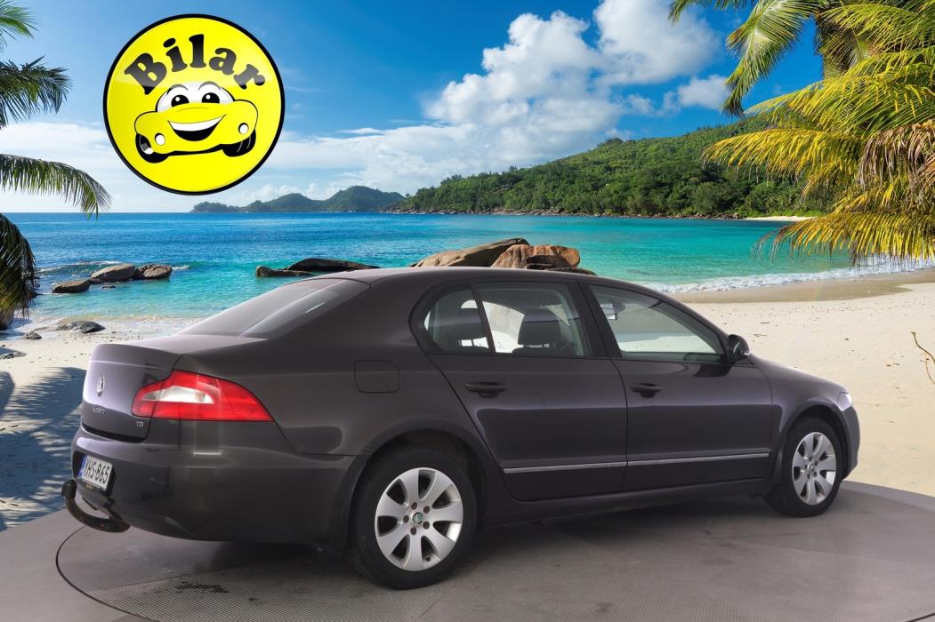 SKODA Superb 2012