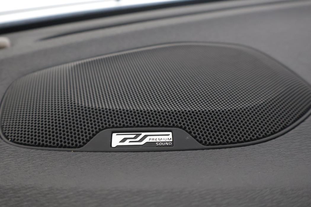 VOLVO V40 2013