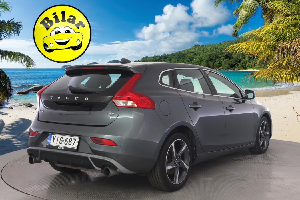 VOLVO V40 2013