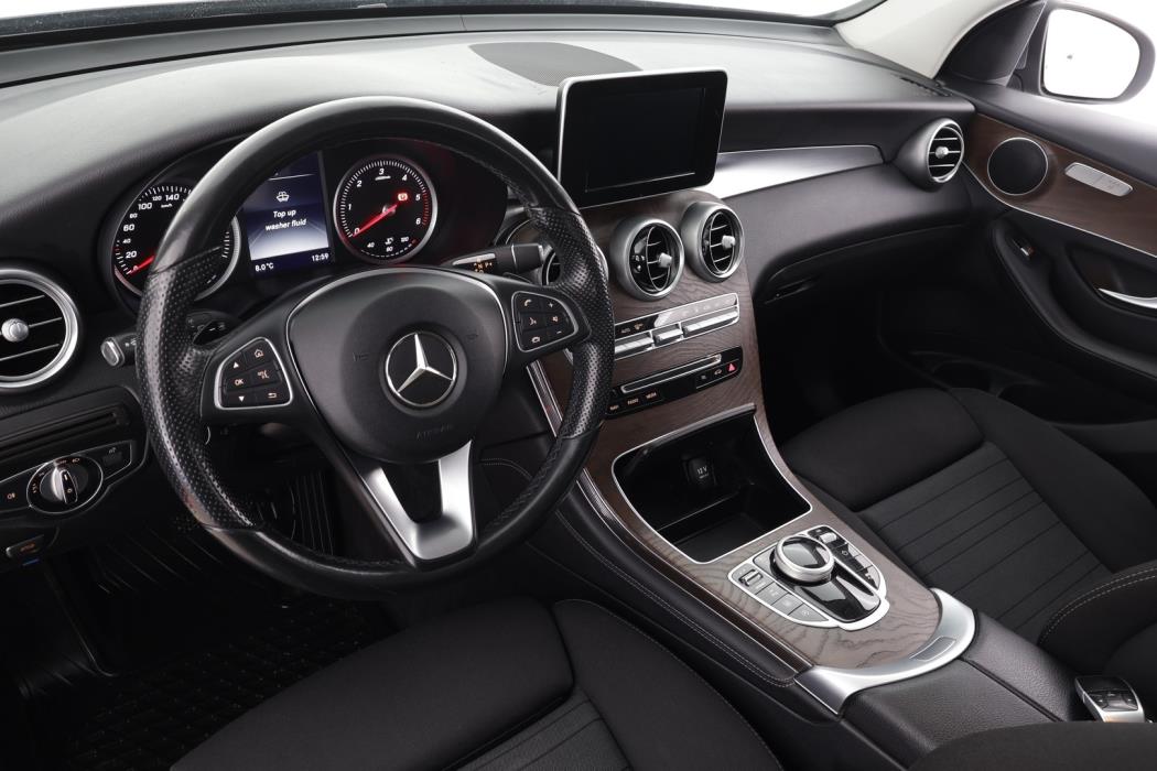 MERCEDES-BENZ GLC 2017