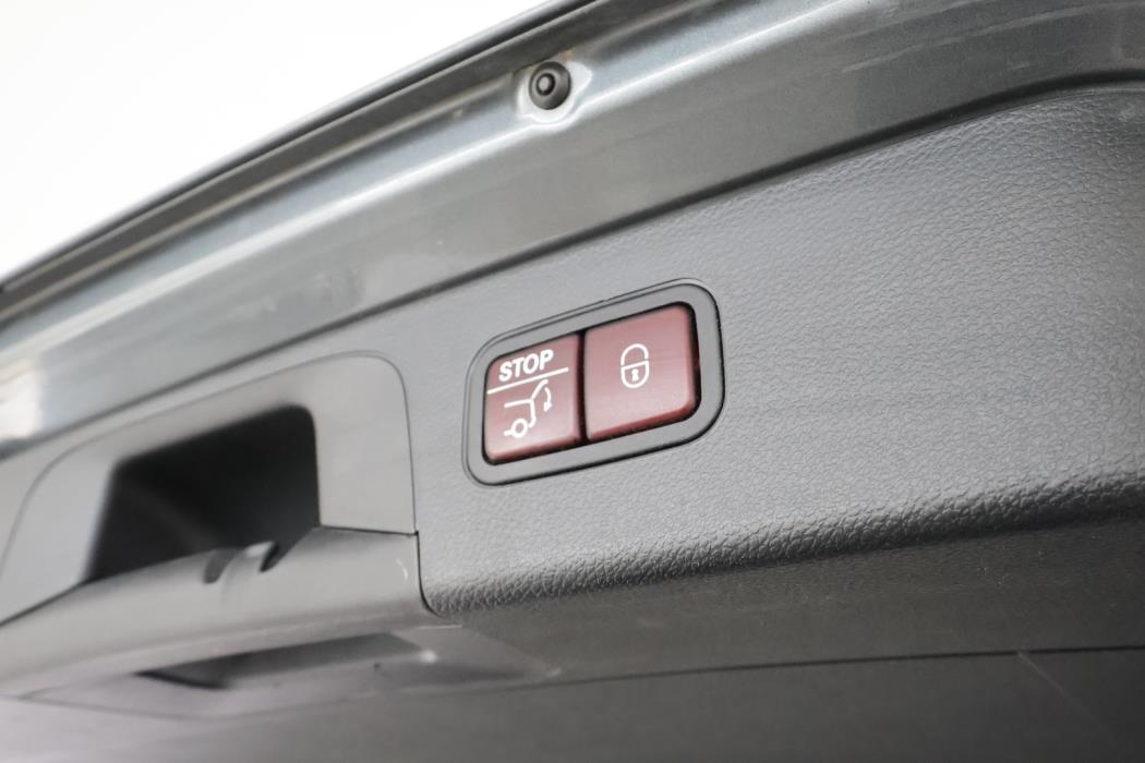 MERCEDES-BENZ GLC 2017