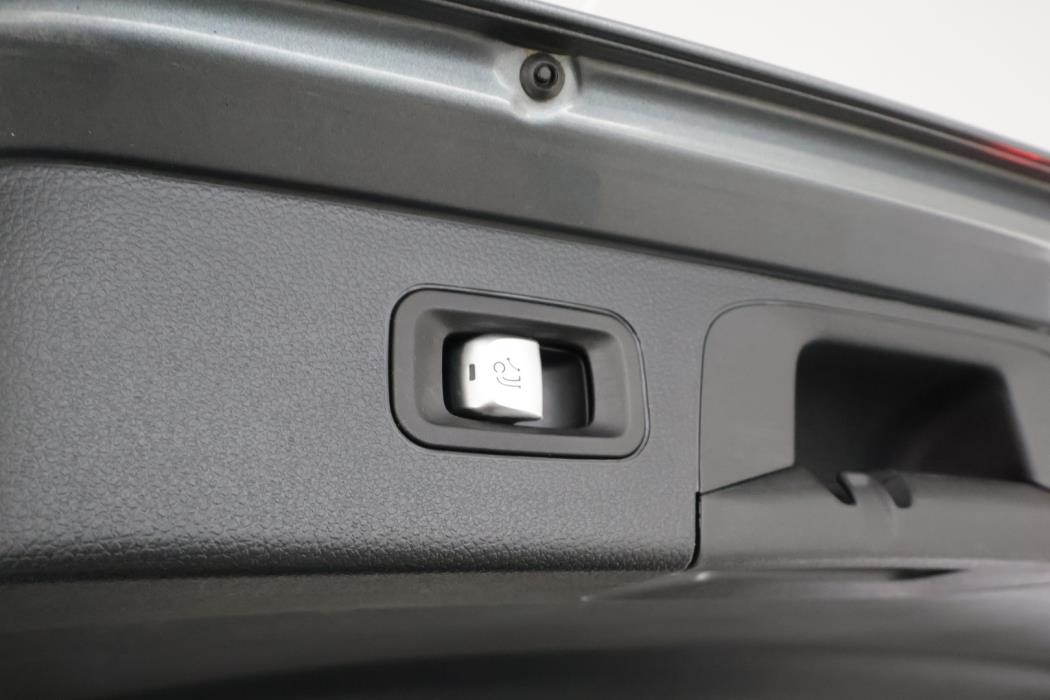 MERCEDES-BENZ GLC 2017