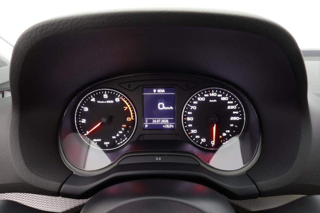AUDI Q2 2018