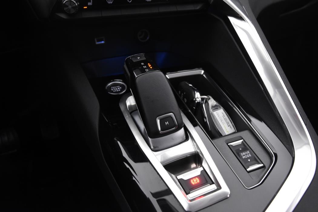 PEUGEOT 3008 2022