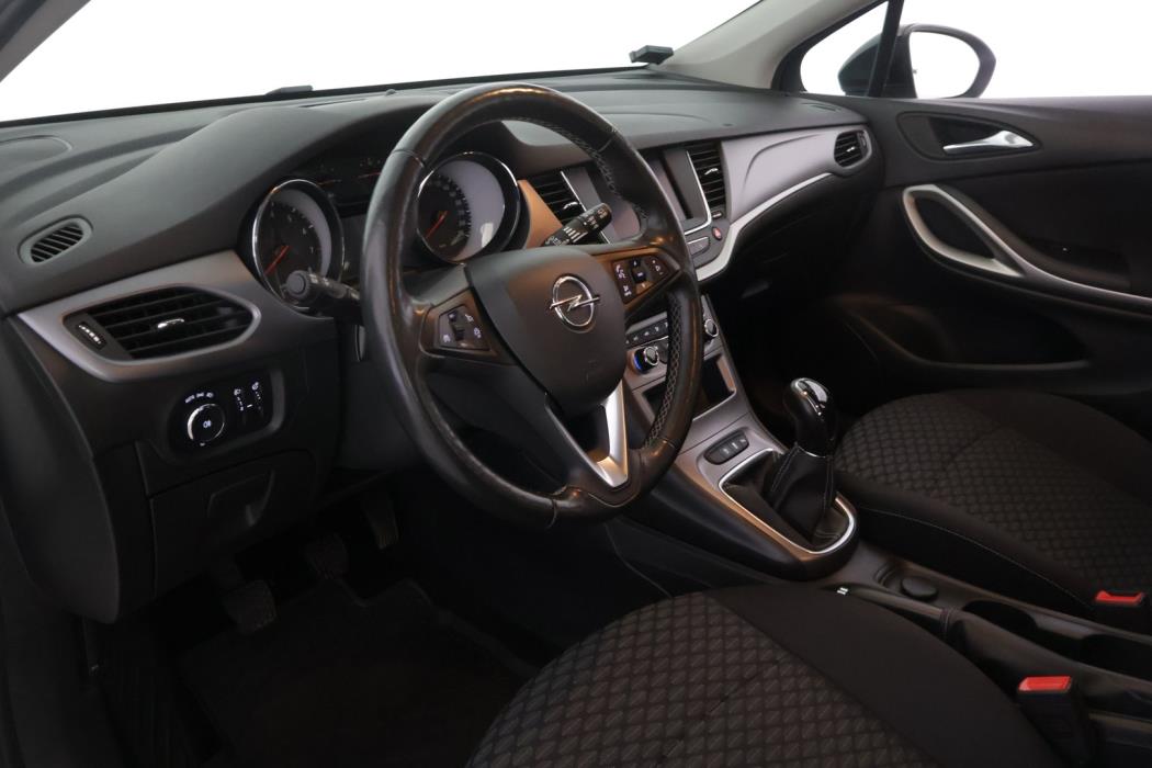 OPEL Astra 2021