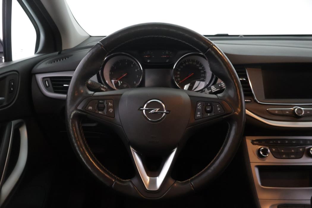 OPEL Astra 2021