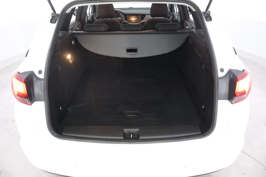 OPEL Astra 2021