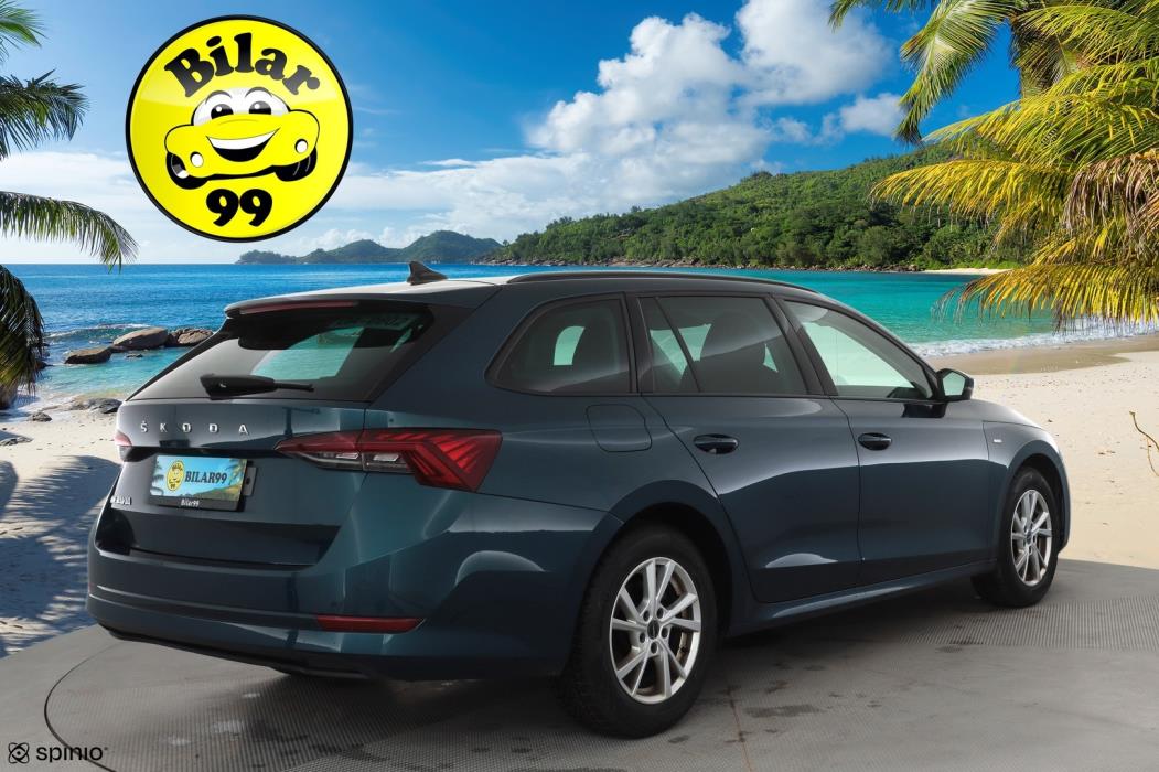 SKODA OCTAVIA 2023