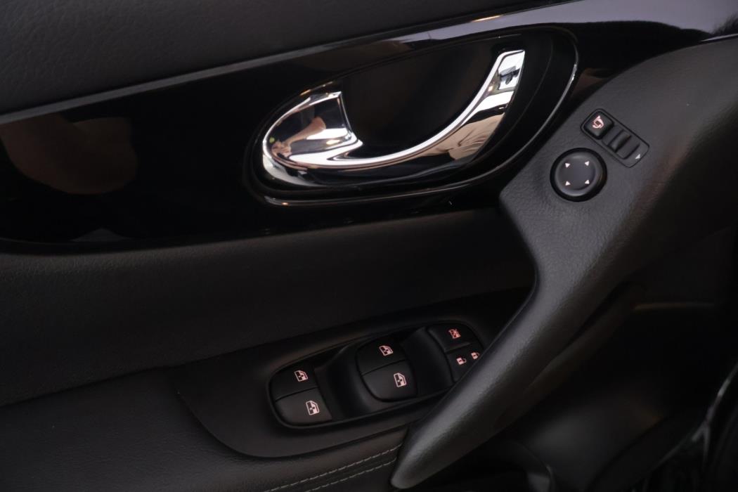 NISSAN Qashqai 2020