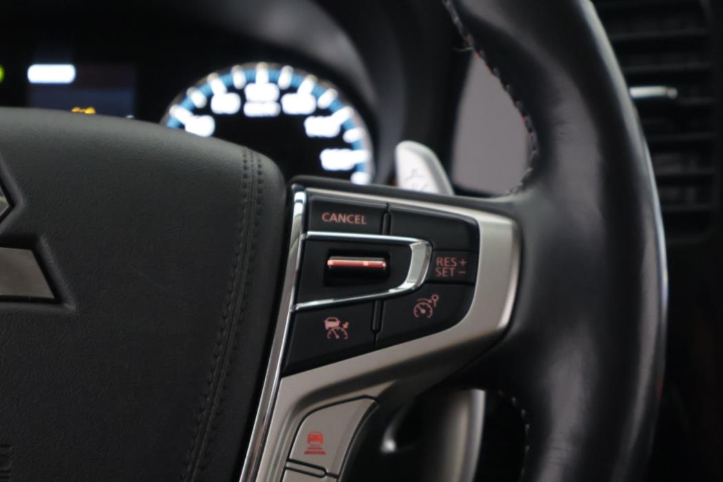 MITSUBISHI OUTLANDER PHEV 2021