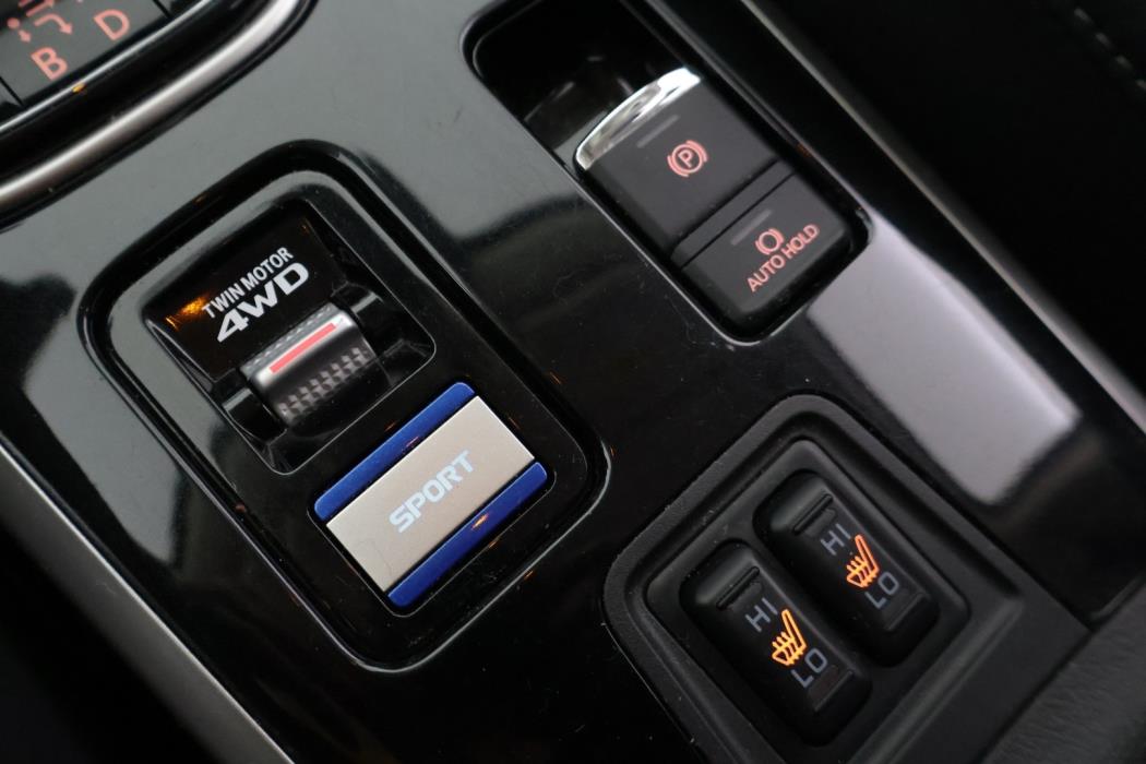 MITSUBISHI OUTLANDER PHEV 2021