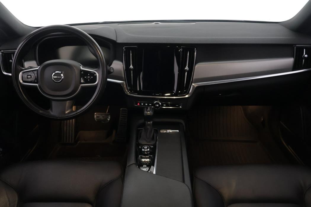 VOLVO V90 2018