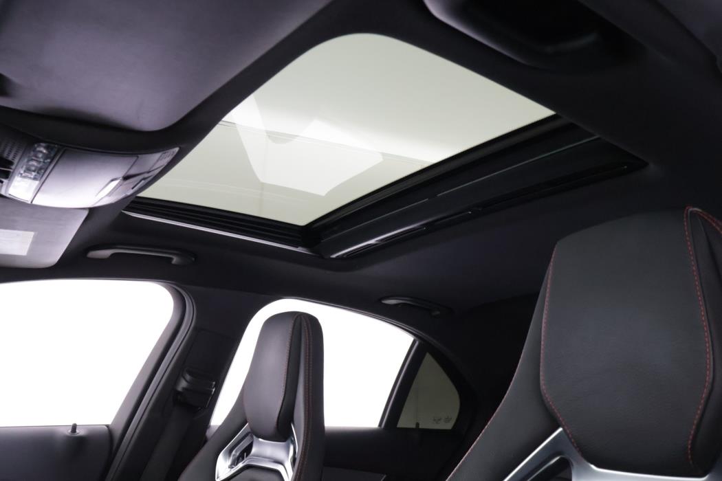 MERCEDES-BENZ C 43 AMG 2017