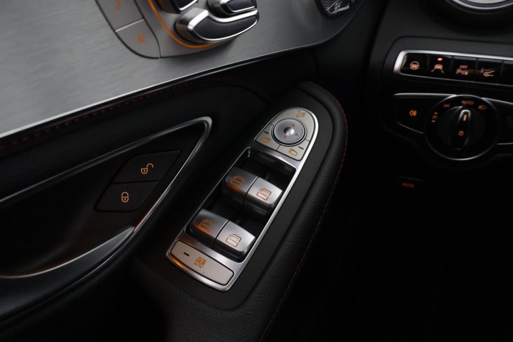 MERCEDES-BENZ C 43 AMG 2017