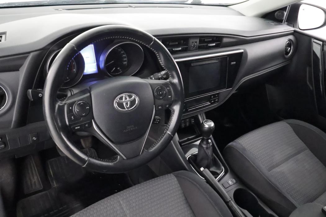 TOYOTA Auris 2018