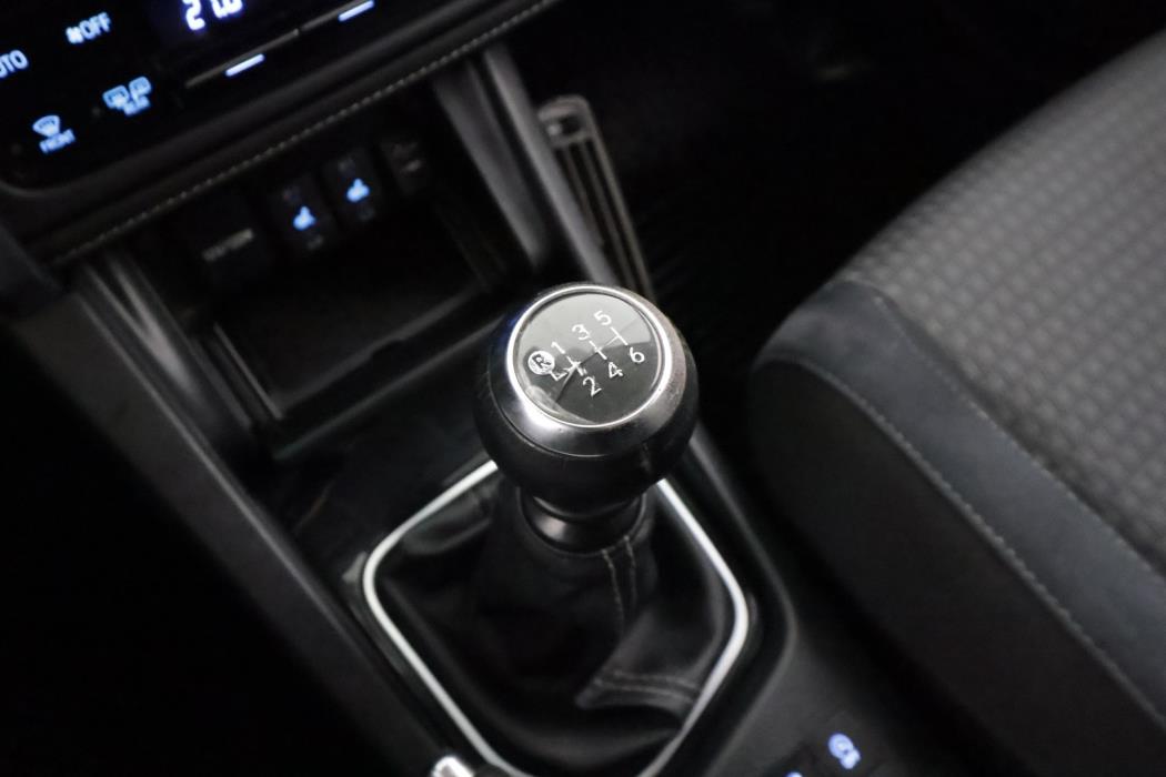 TOYOTA Auris 2018
