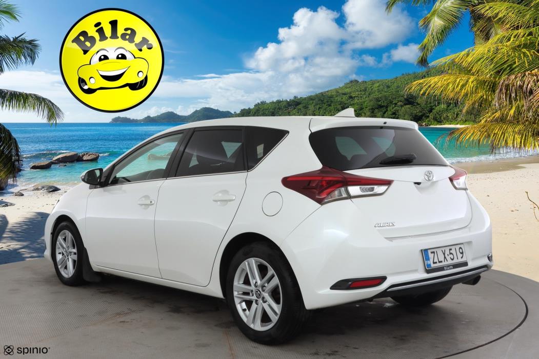 TOYOTA Auris 2018