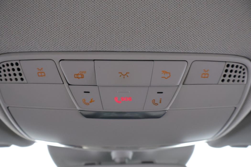 MERCEDES-BENZ C 2015