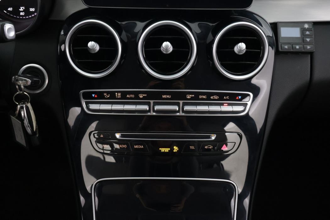 MERCEDES-BENZ C 2015