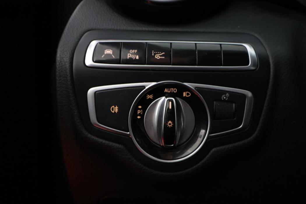 MERCEDES-BENZ C 2015