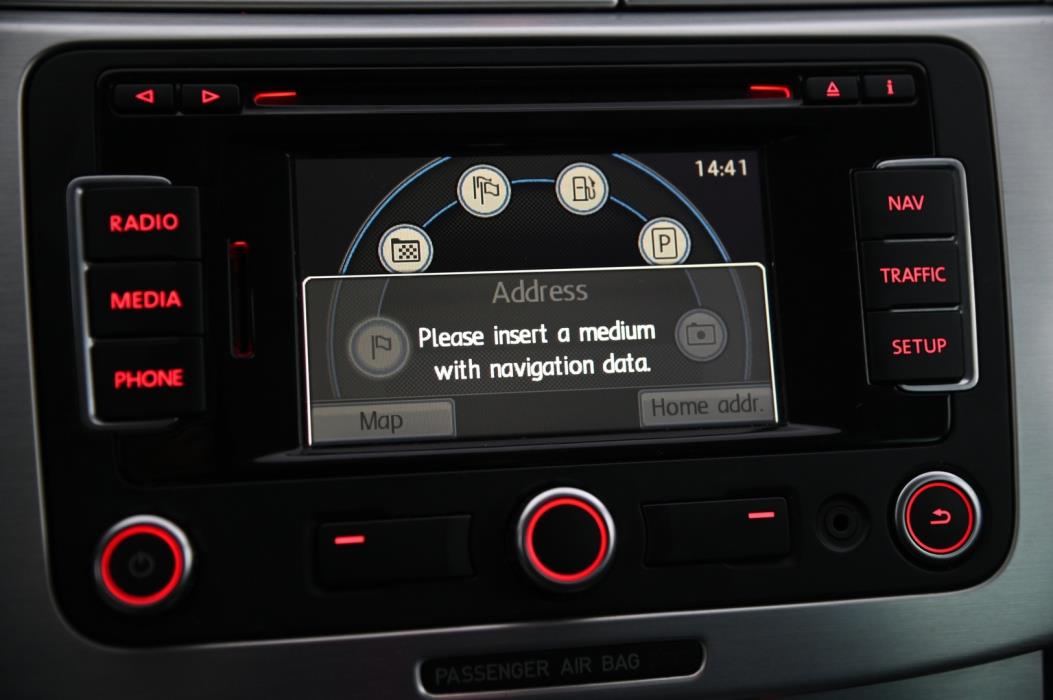 VOLKSWAGEN Passat 2010