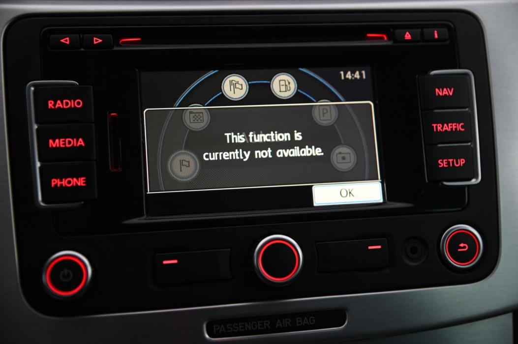 VOLKSWAGEN Passat 2010