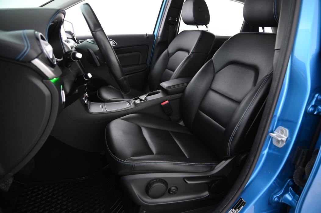 MERCEDES-BENZ B 2015