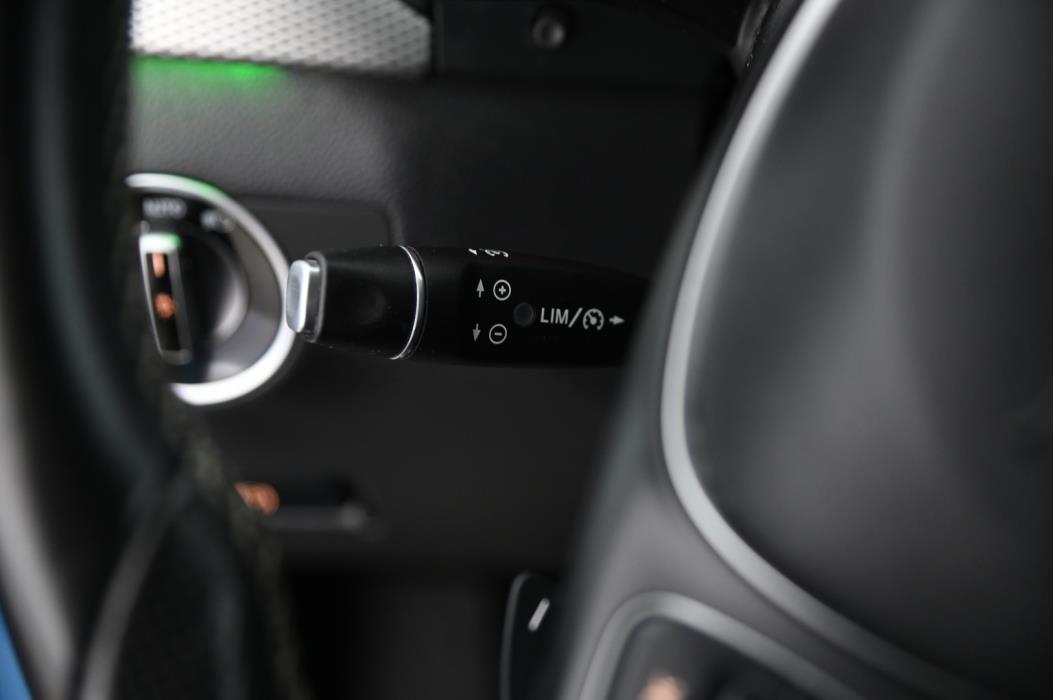 MERCEDES-BENZ B 2015