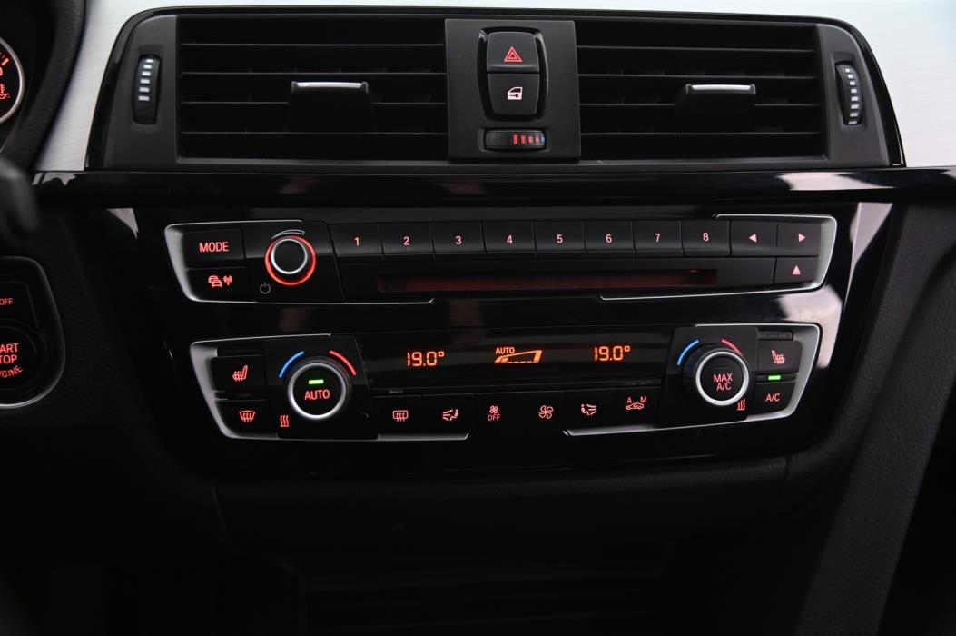 BMW 320 2017