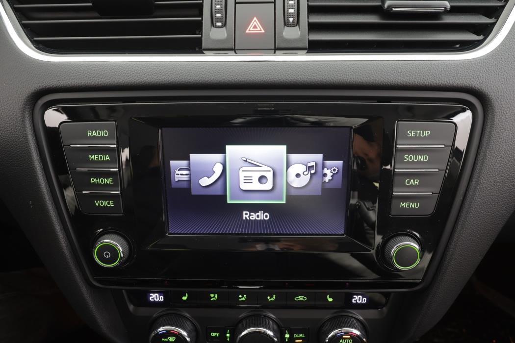 SKODA Octavia 2015
