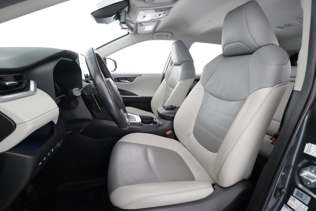 TOYOTA RAV4 2019