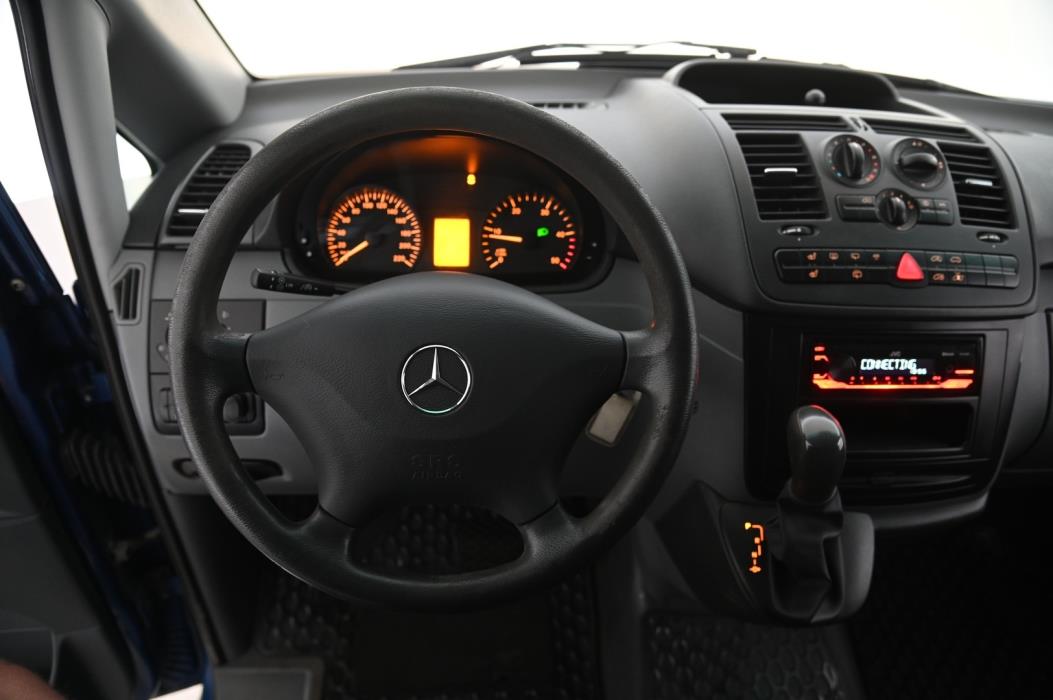 MERCEDES-BENZ Vito 2011