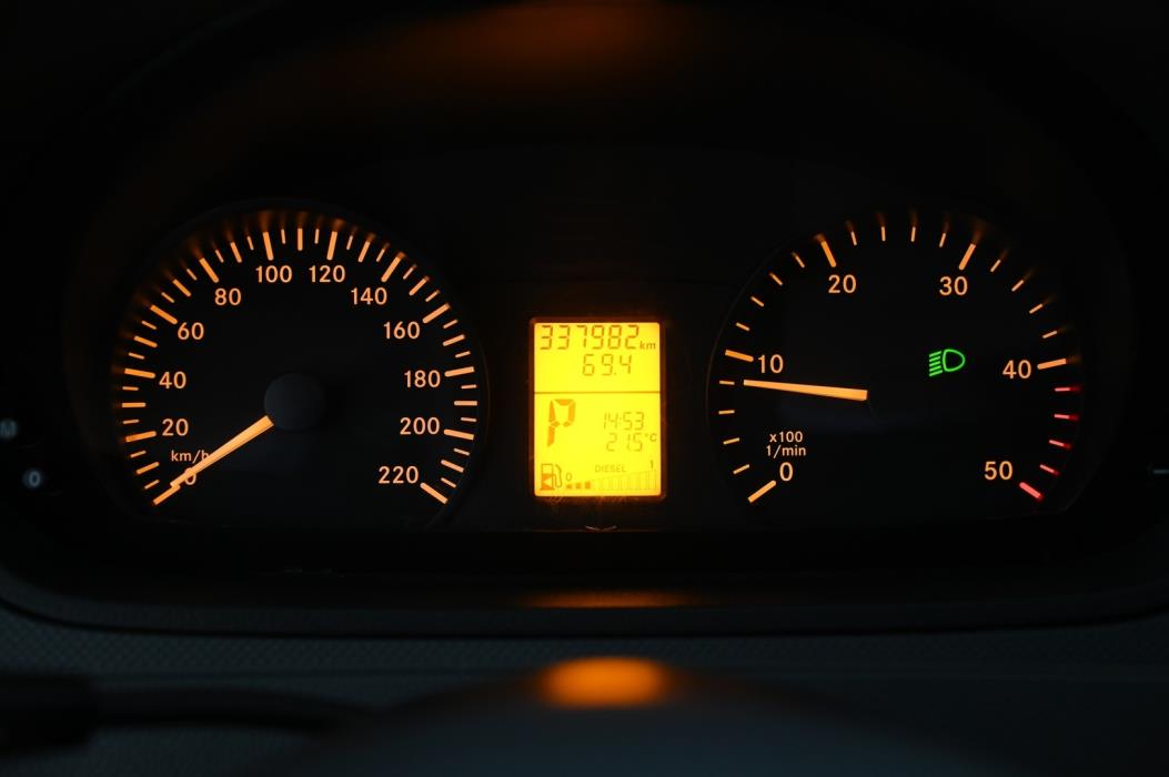MERCEDES-BENZ Vito 2011