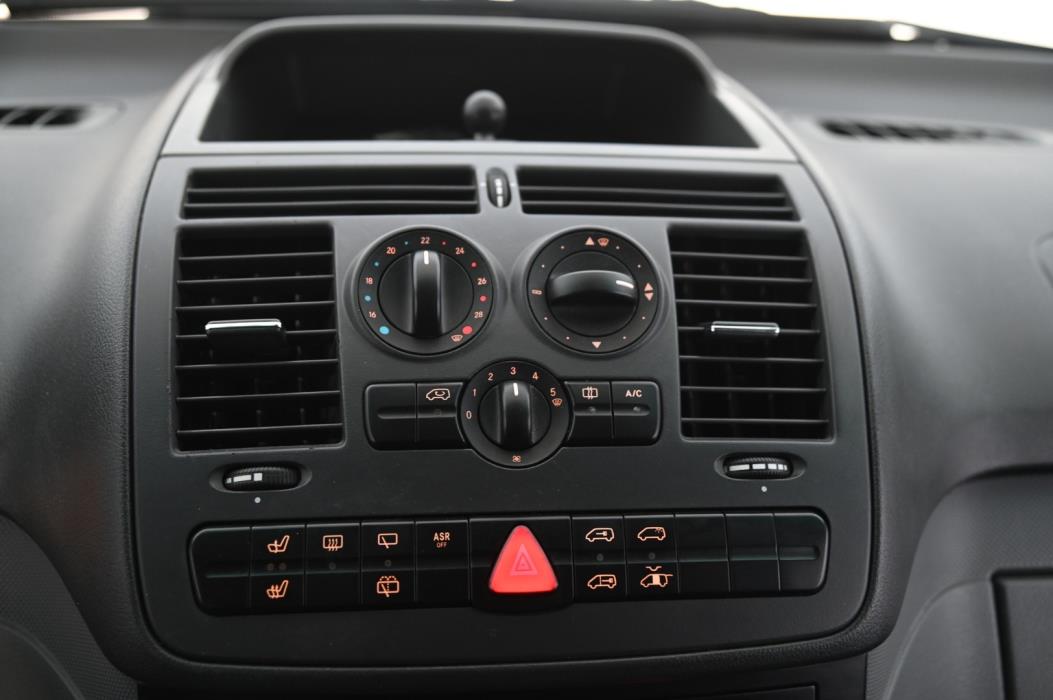 MERCEDES-BENZ Vito 2011