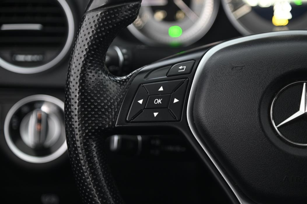 MERCEDES-BENZ C 2013