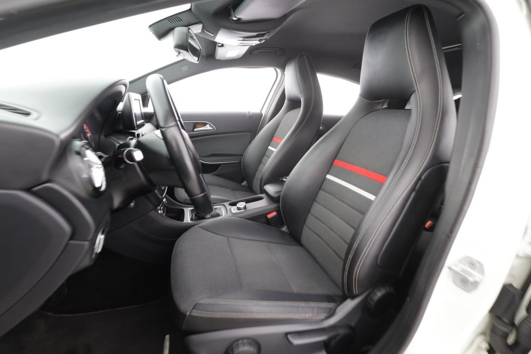 MERCEDES-BENZ A 2013