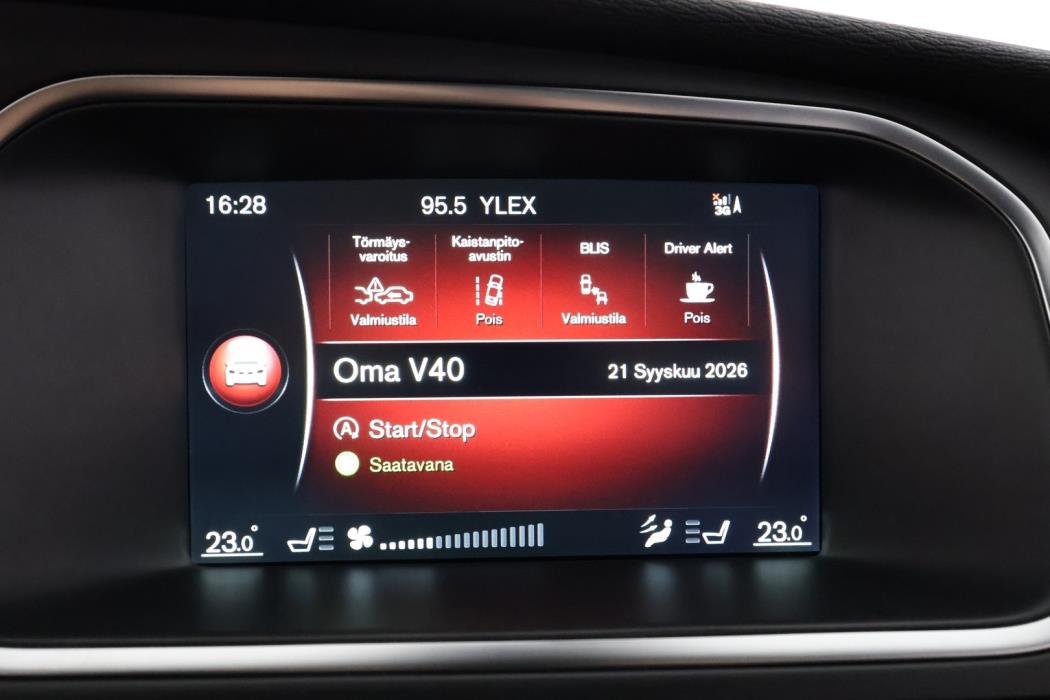VOLVO V40 2015