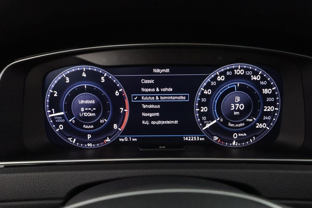 VOLKSWAGEN Golf 2017