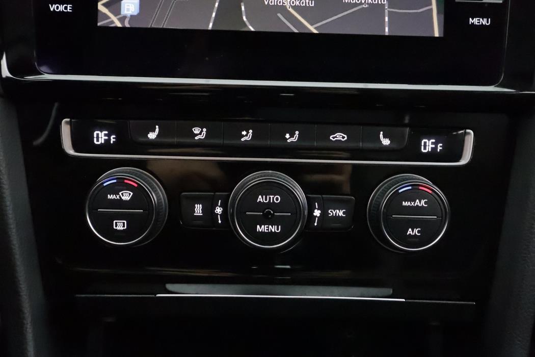 VOLKSWAGEN Golf 2017