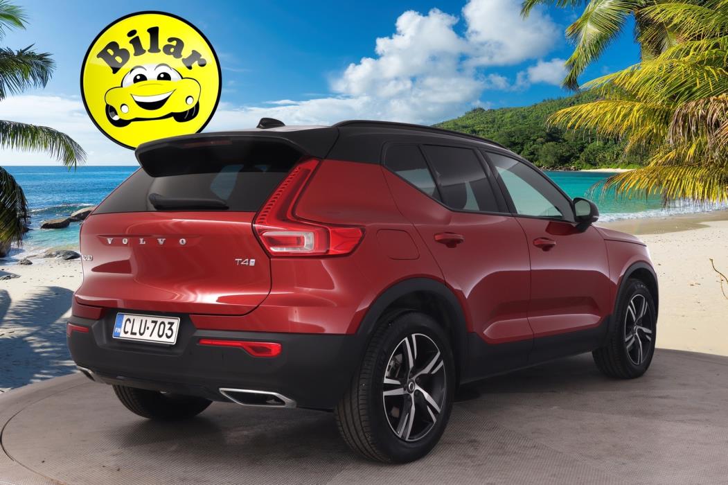 VOLVO XC40 2019