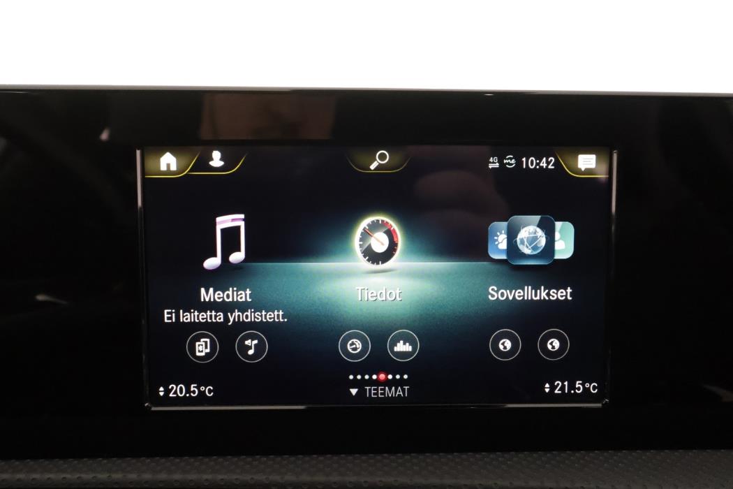 MERCEDES-BENZ A 2019