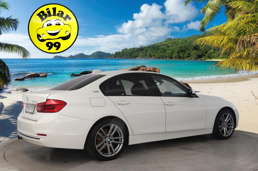 BMW 330 2016