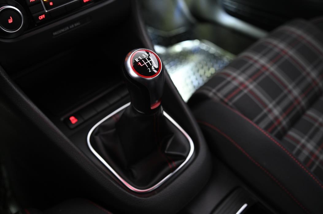 VOLKSWAGEN Golf 2010