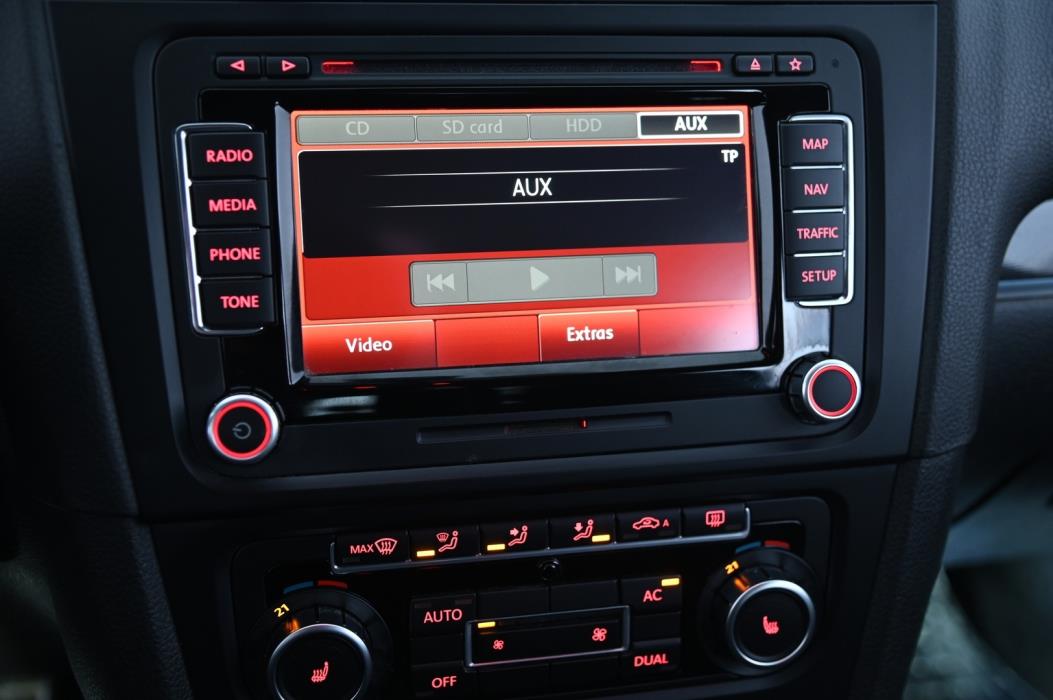 VOLKSWAGEN Golf 2010