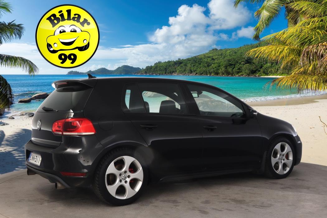 VOLKSWAGEN Golf 2010