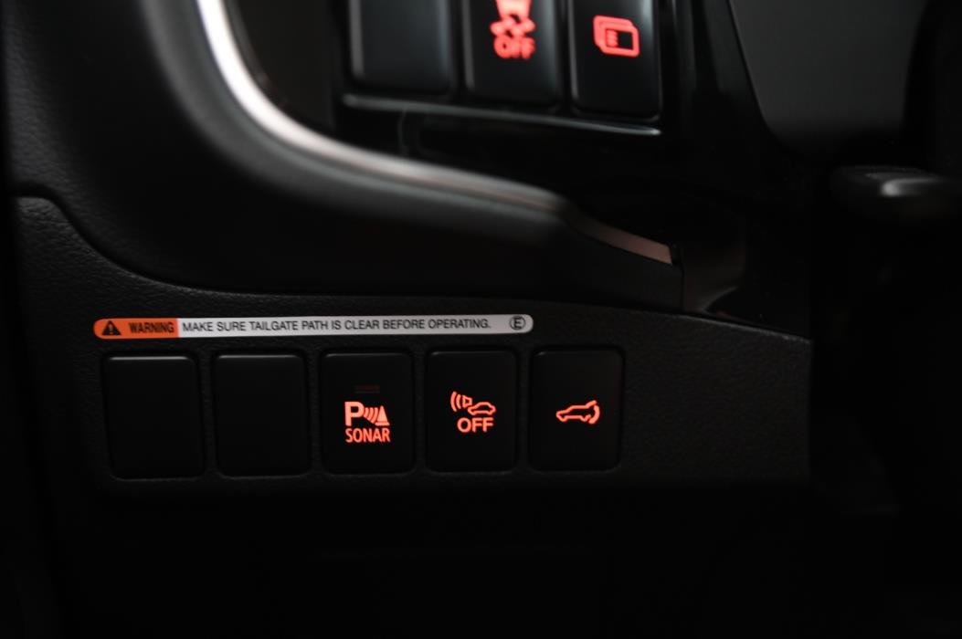 MITSUBISHI Outlander PHEV 2014