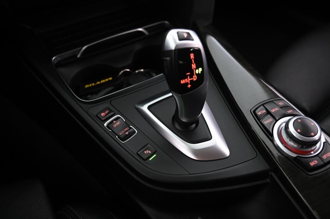 BMW 320 2017