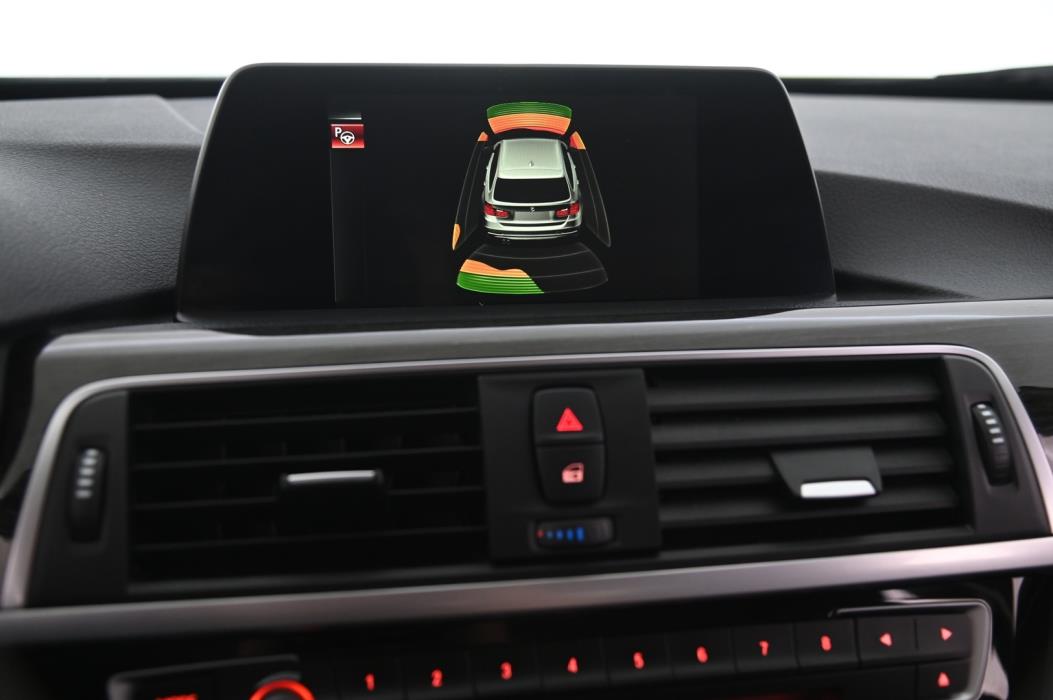 BMW 320 2017