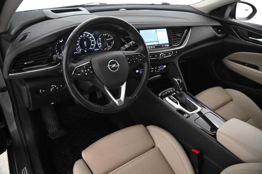OPEL Insignia 2020